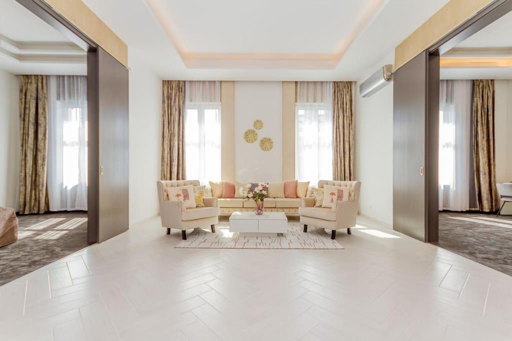 The Opulent Oasis By Newave Apartments بودابست المظهر الخارجي الصورة