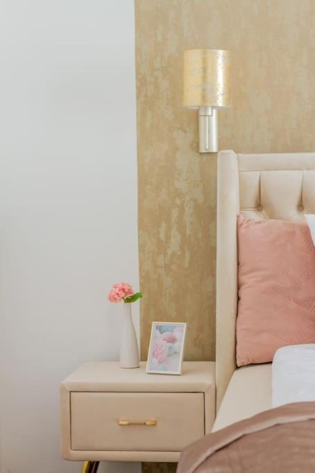 The Opulent Oasis By Newave Apartments بودابست المظهر الخارجي الصورة
